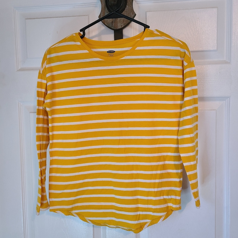 (396) Old Navy Woman's Original Long Sleeve T-Shirt, Size: L Color: Yellow/White